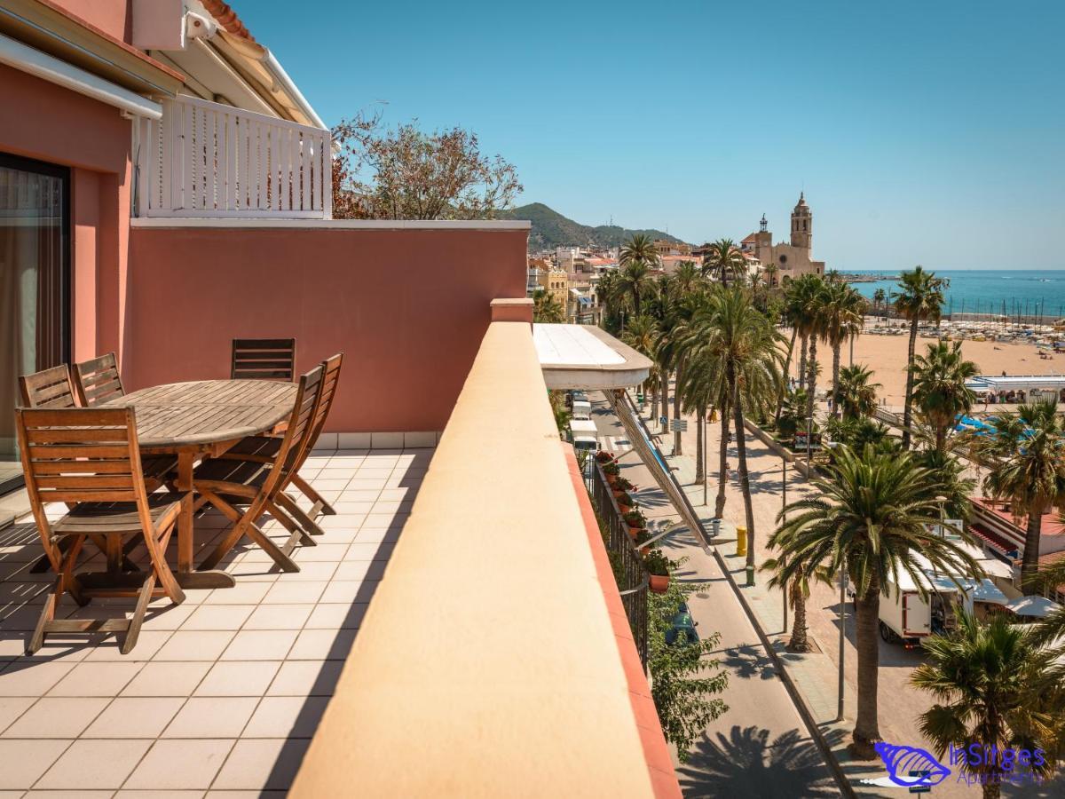 Insitges Ribera'S Beach Bagian luar foto